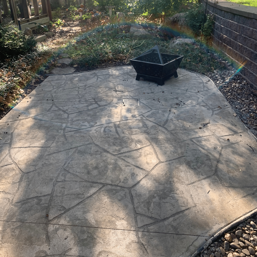 Flagstone stamped concrete